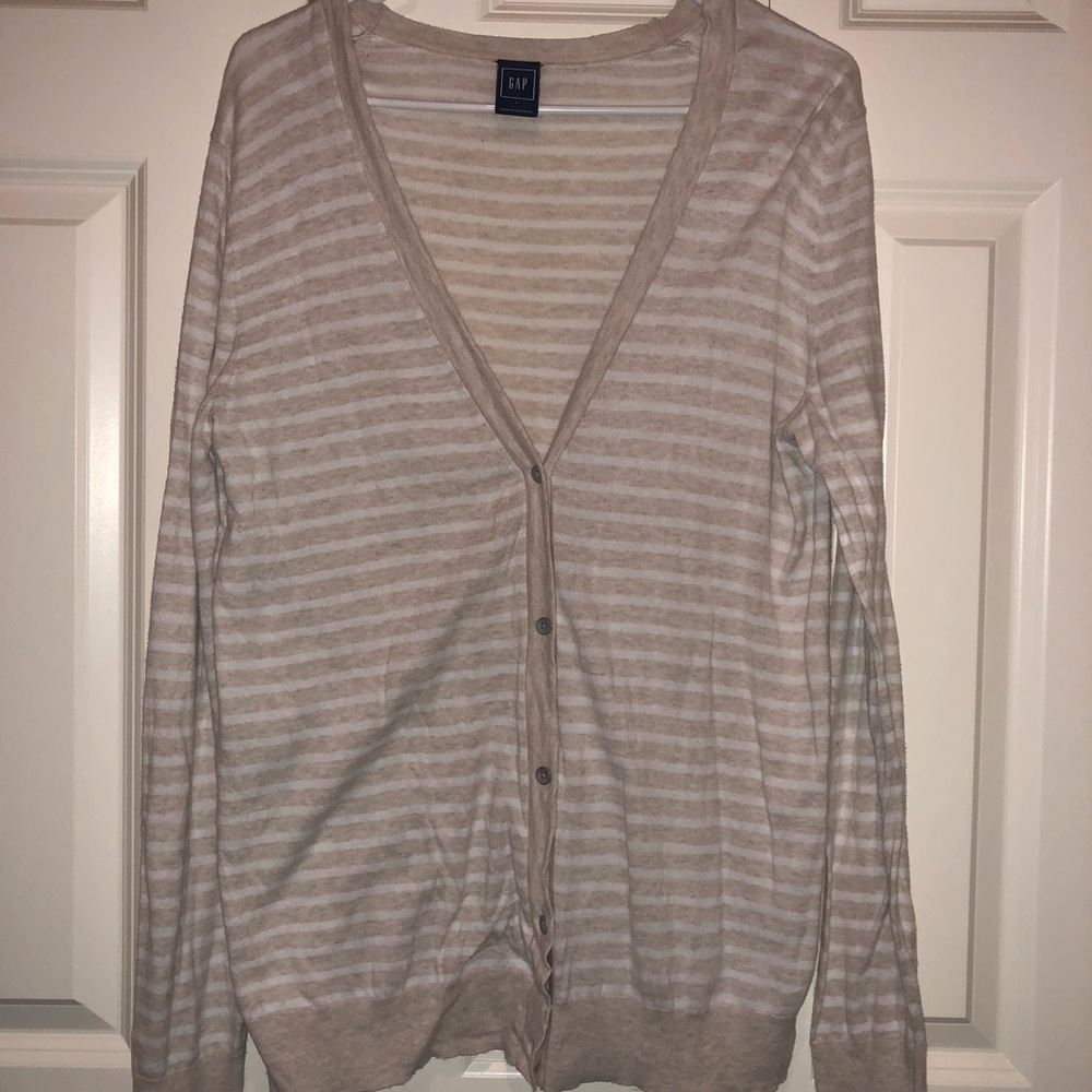 Gap cardigan